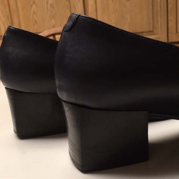 Bally Style Flex Navy Blue Shoes - Picture 12 of 15